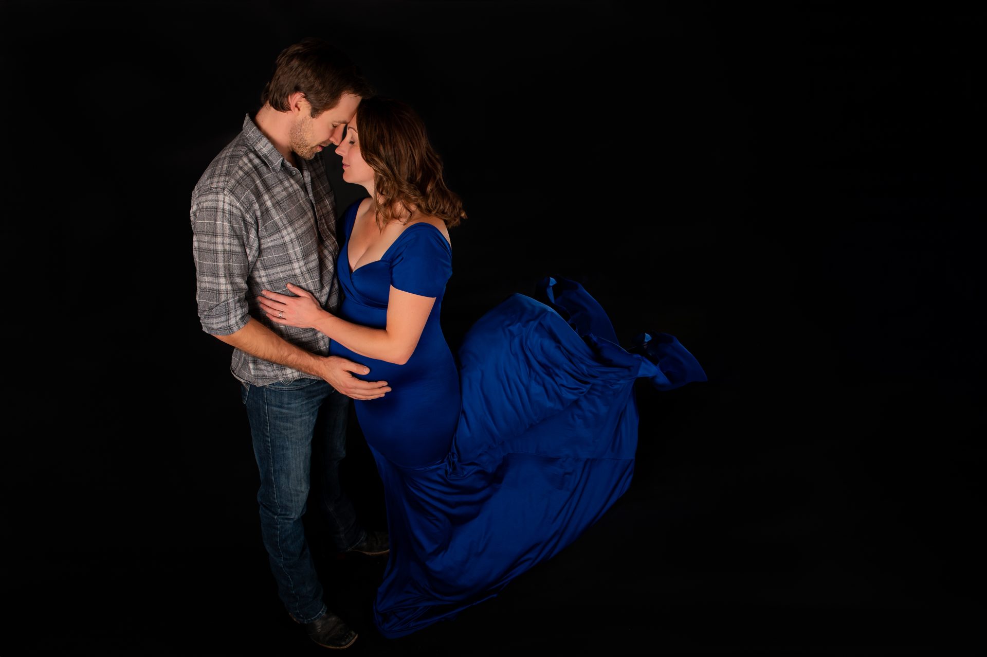 Maternity photos near me, maternity photographer near me, maternity photos, maternity photographer, cold lake photographer, cold lake, cold lake photography, Bonnyville photographer, 