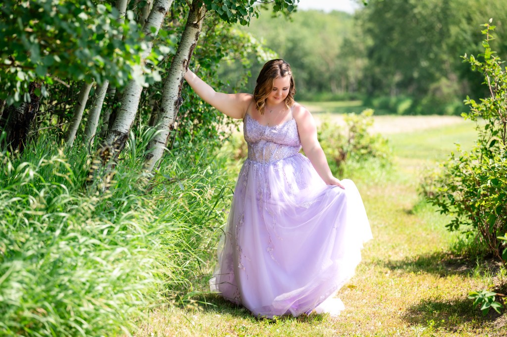 graduation photography, graduations, graduation photos, senior portraits, grad photos, grad photographer, graduate, 2025 graduate, girl graduation, posing, photographer near me