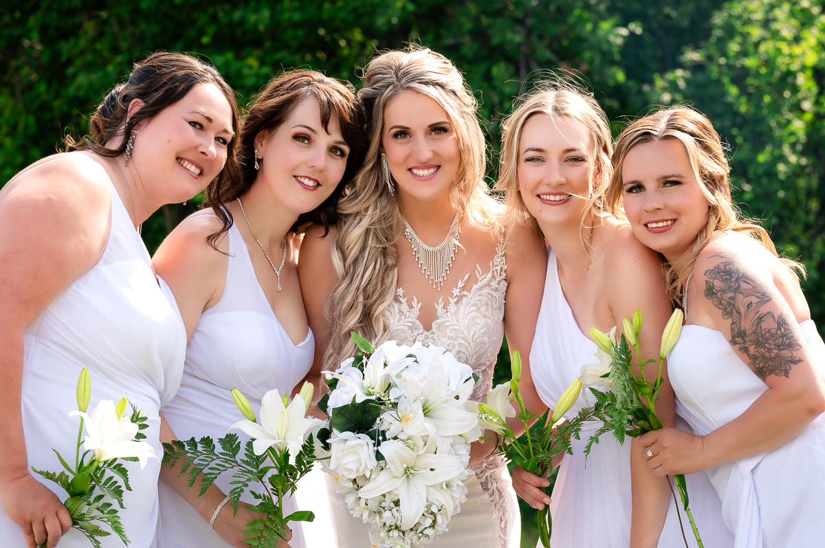 wedding posse, bridal party photo, can't do it without you, girls, wedding photography