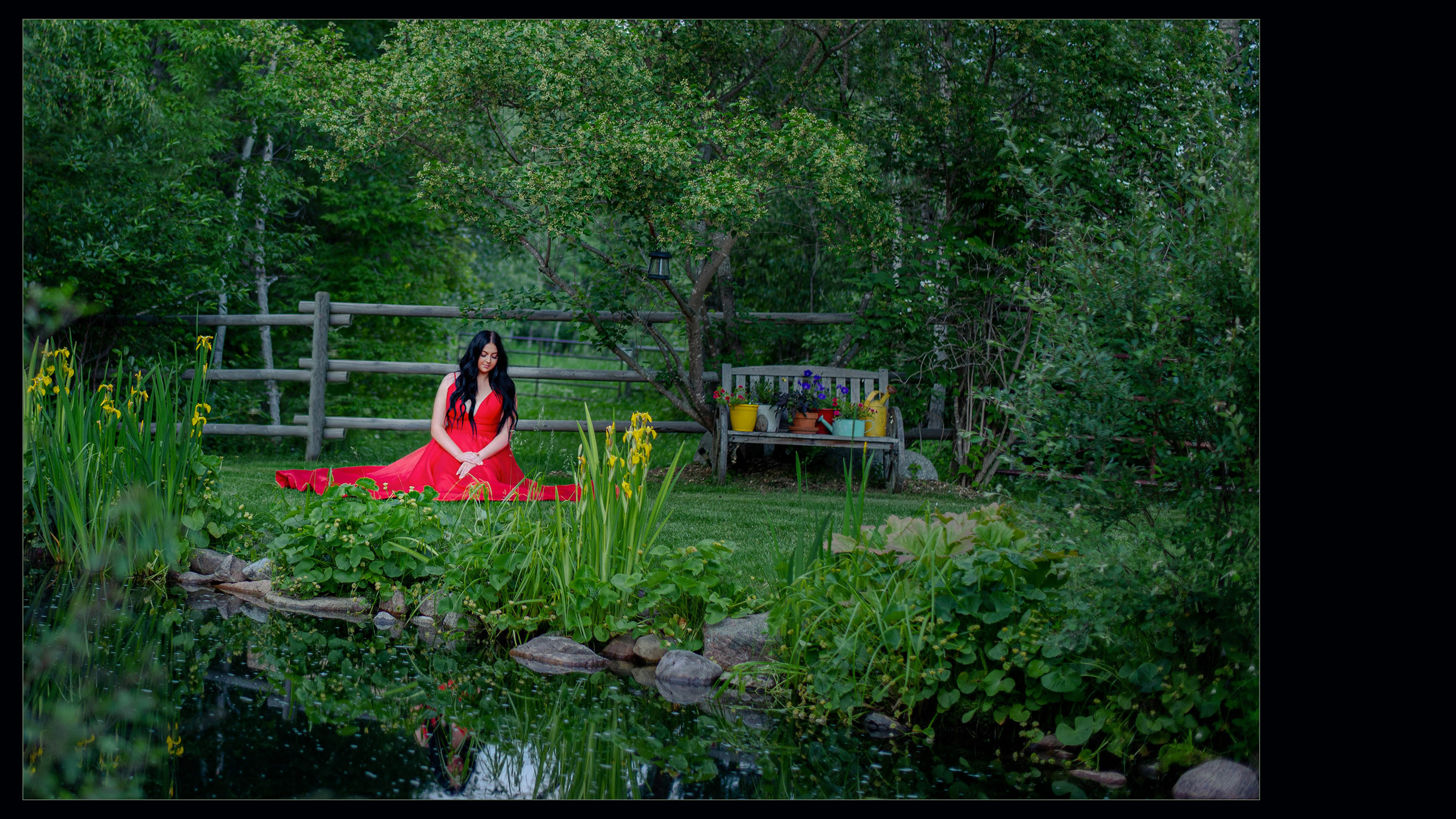 Graduation photos, graduation photography, graduation photographer near me, grad photos, grad 2025,