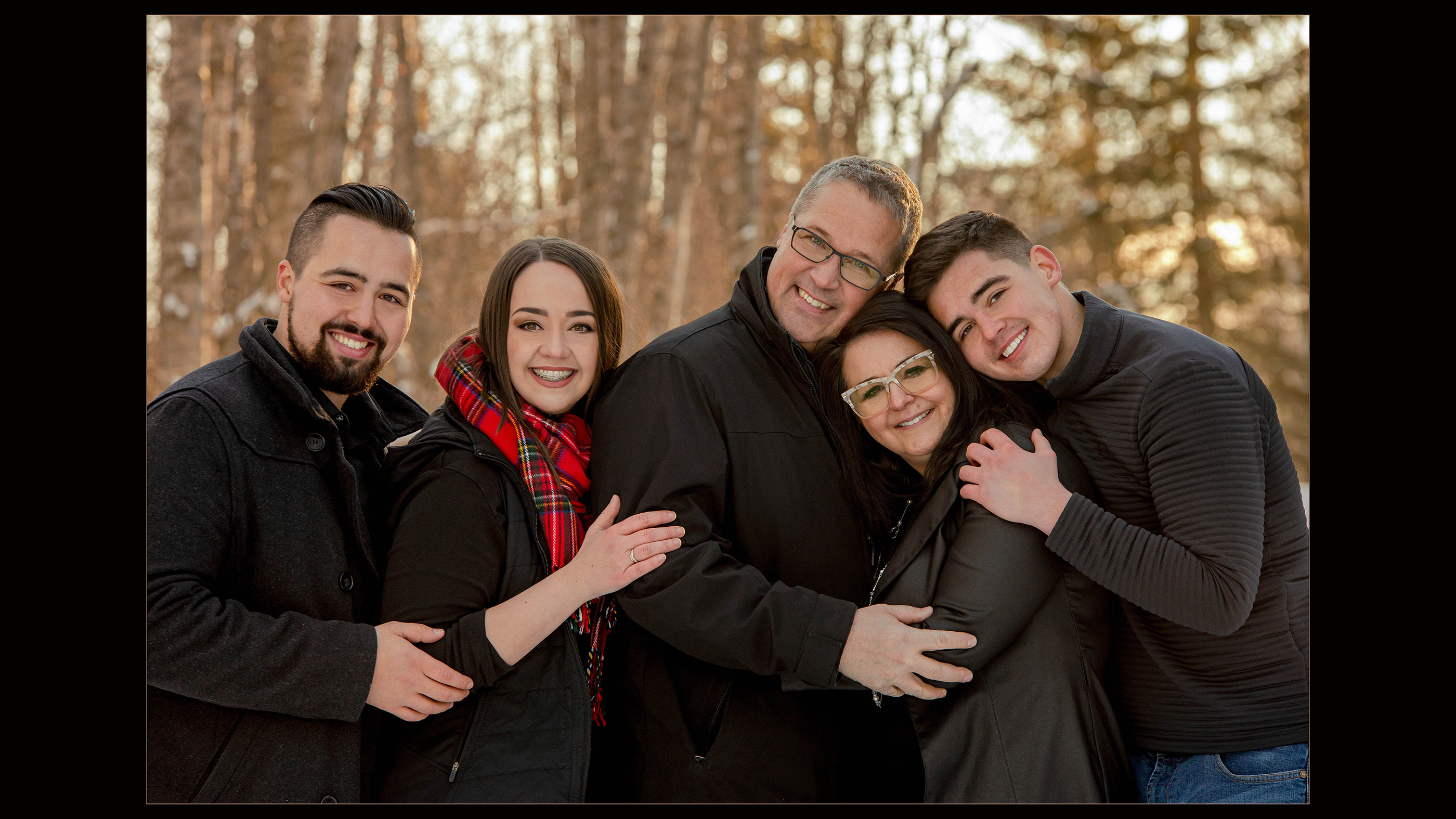 Family photographer near me, professional photographer, family, families, family photos, accreditation, Ppoc, photos, winter photos, winter posing, outdoor photography