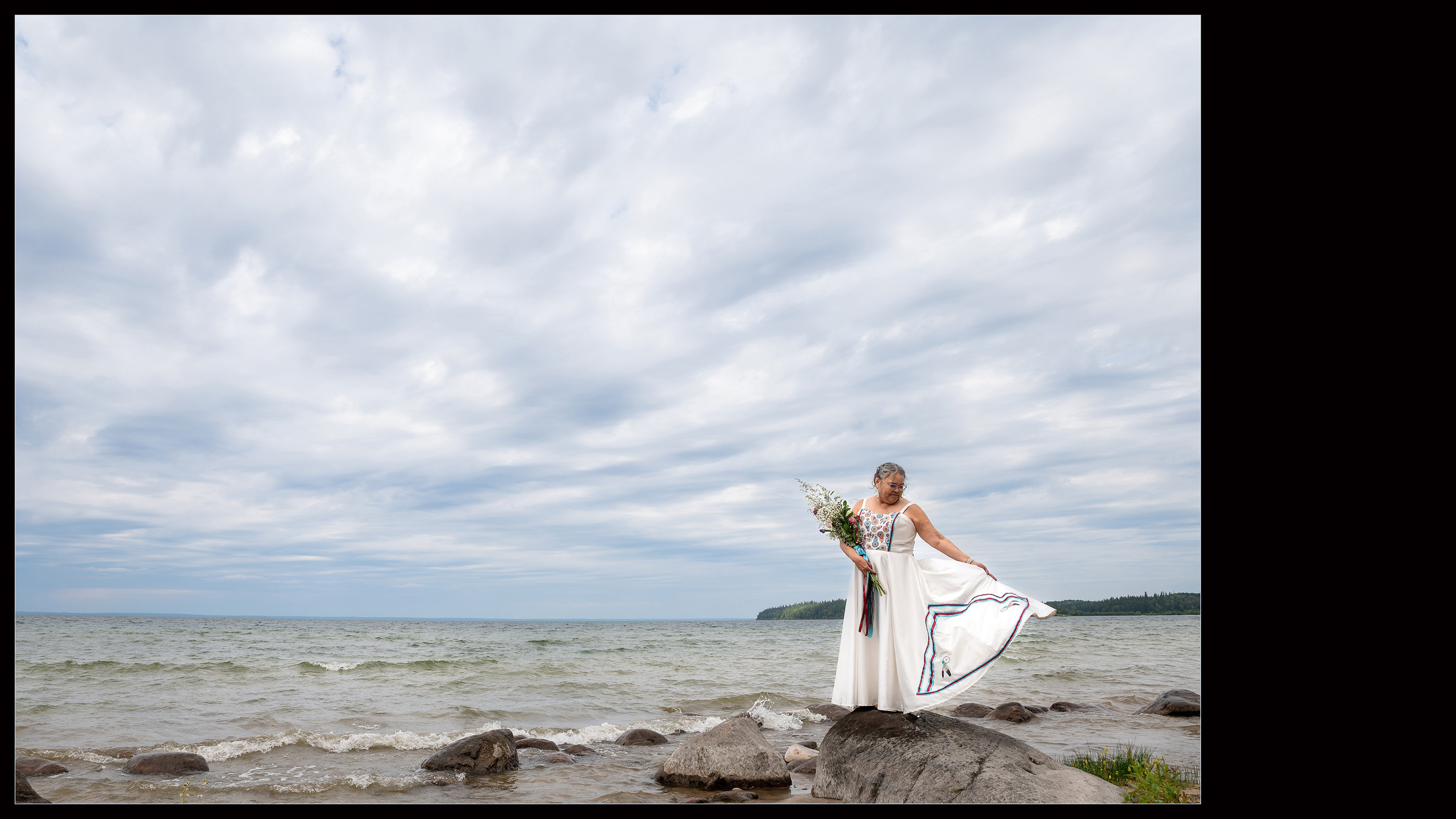 Wedding photographer, Wedding photographer near me, weddings, bride  lake photo, cold lake, Indigenous wedding, traditional wedding, 